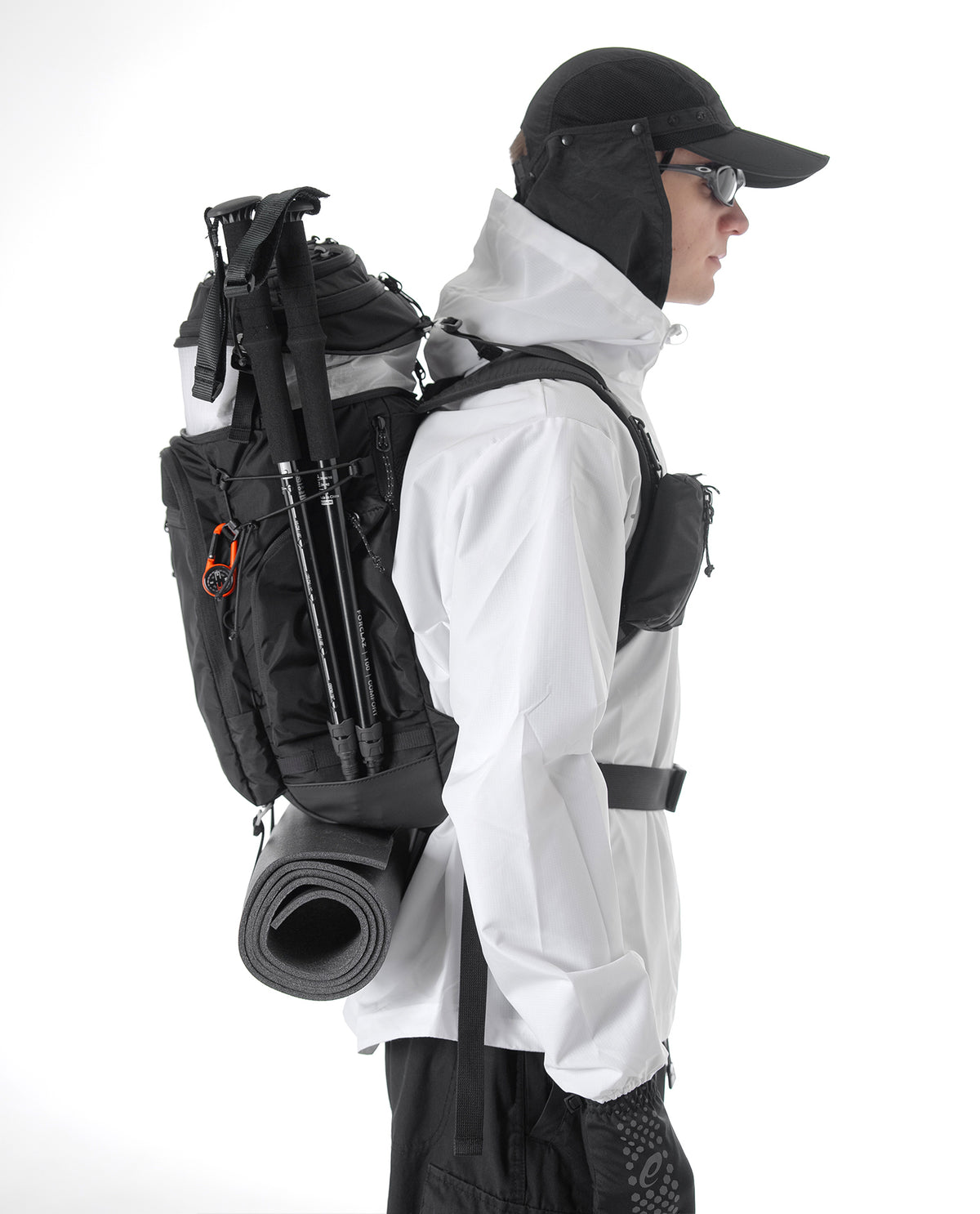 TRAVELER
