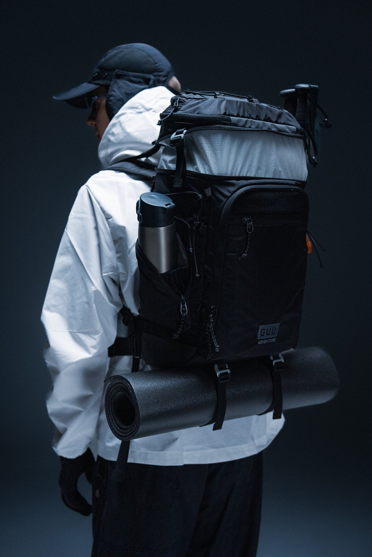 TRAVELER
